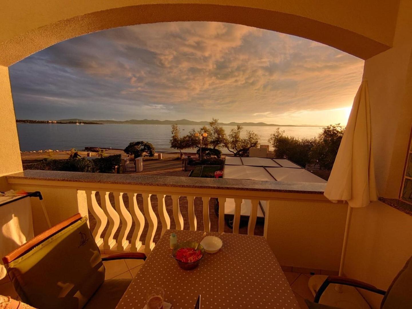 Apartments Petin Zadar Exterior foto